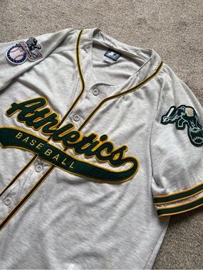 Vintage Starter Oakland Athletics 90’s Baseball Jersey Size Large